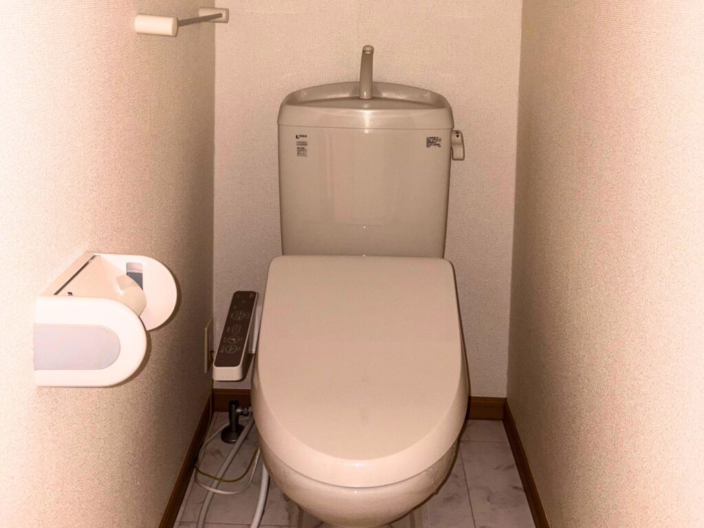 ヨモギのトイレ
