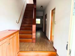 アザミ　玄関