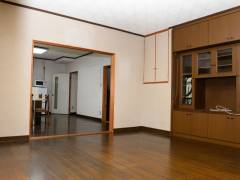 丹原GH　リビングの隣の部屋