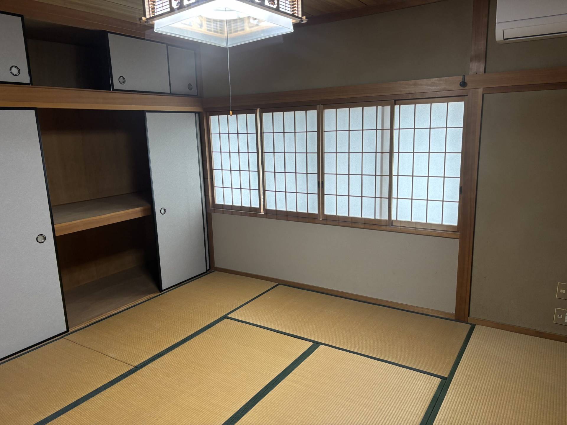 アザミ　和室
